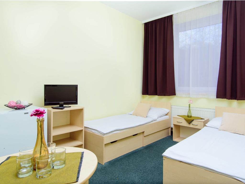 Hotel Brilliant Прага Екстер'єр фото